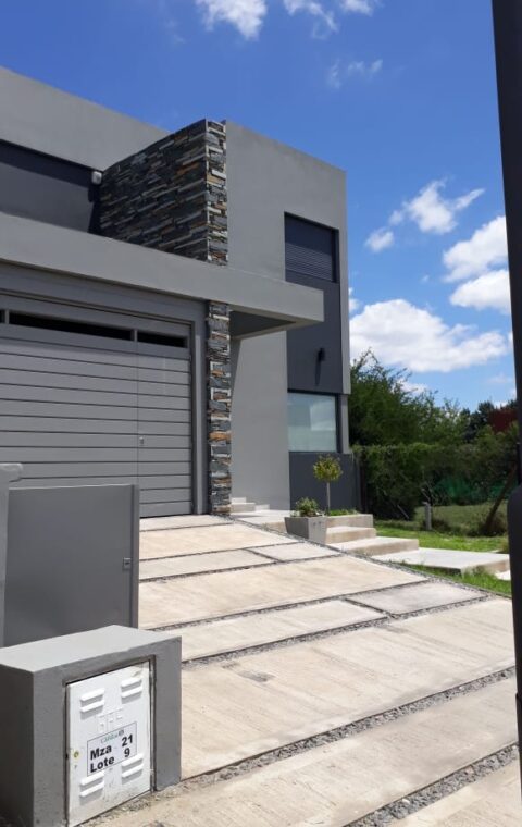 CASA CAÑITAS